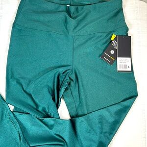 Women’s NWT velocity L leggings shimmer emerald green work out pants